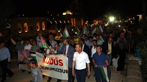 Ş­a­n­l­ı­u­r­f­a­­d­a­ ­İ­s­r­a­i­l­ ­p­r­o­t­e­s­t­o­s­u­